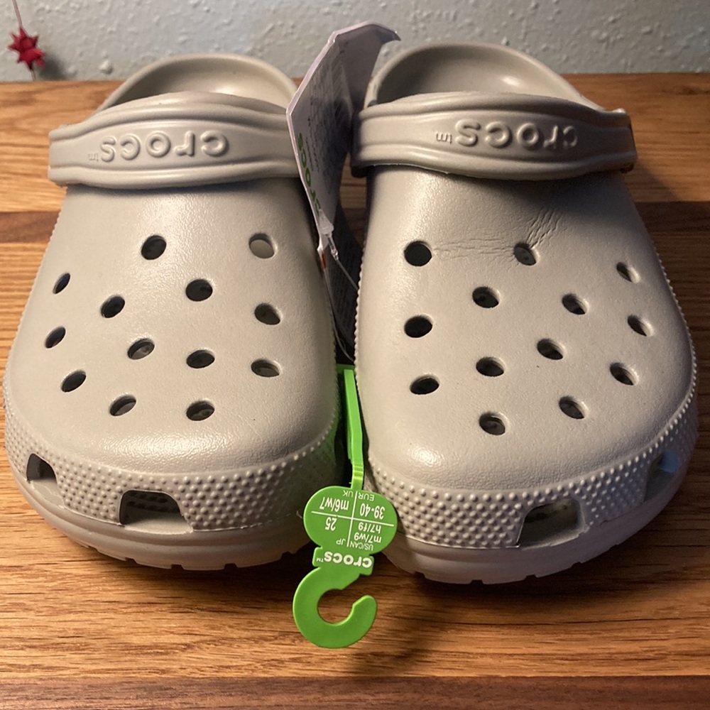 Brand new CROCS.                 COLOR-Elephant  SIZE- W 9 M 7 - Picture 3 of 4